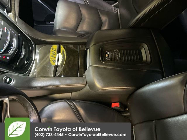 Used 2019 Cadillac Escalade Platinum image 18