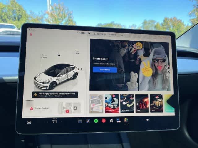 Used 2023 Tesla Model 3 Standard Range RWD image 29
