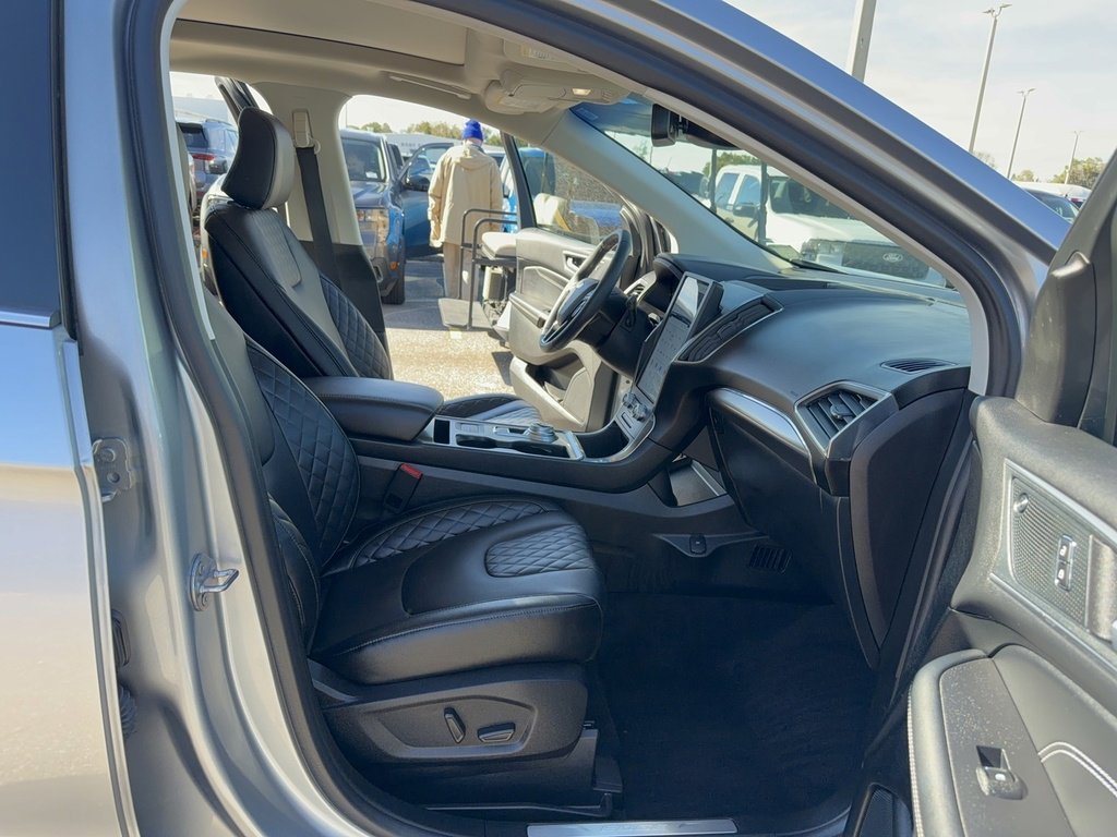 Certified 2024 Ford Edge Titanium w/ Equipment Group 301A image 14
