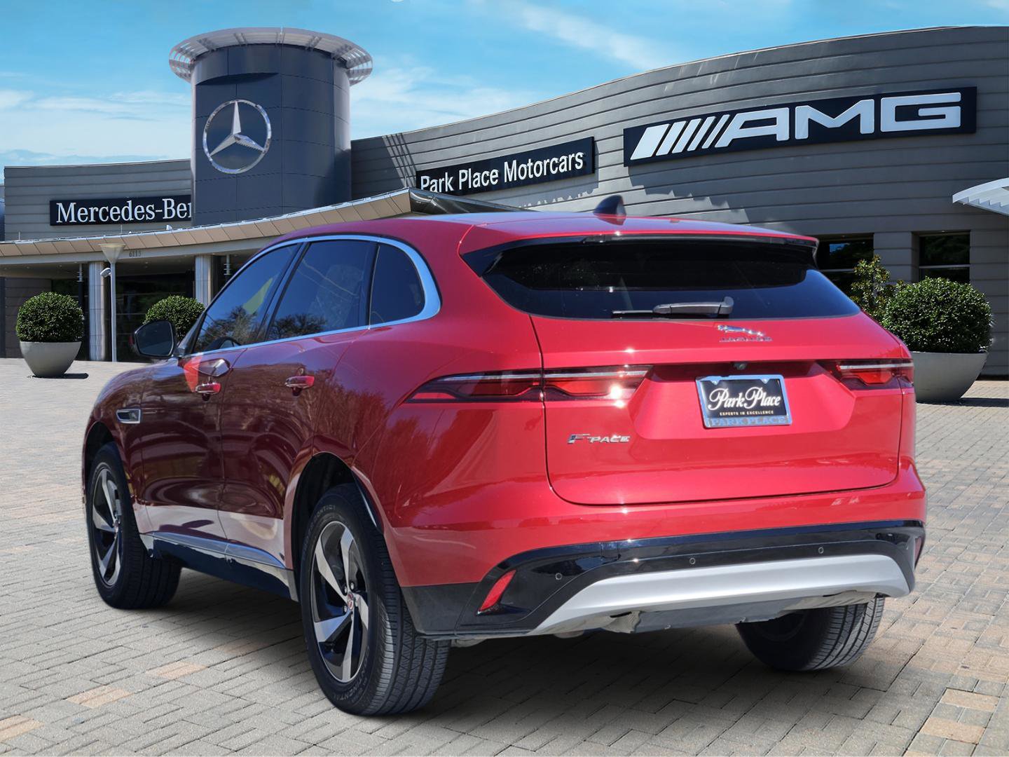 Used 2022 Jaguar F-PACE S image 4