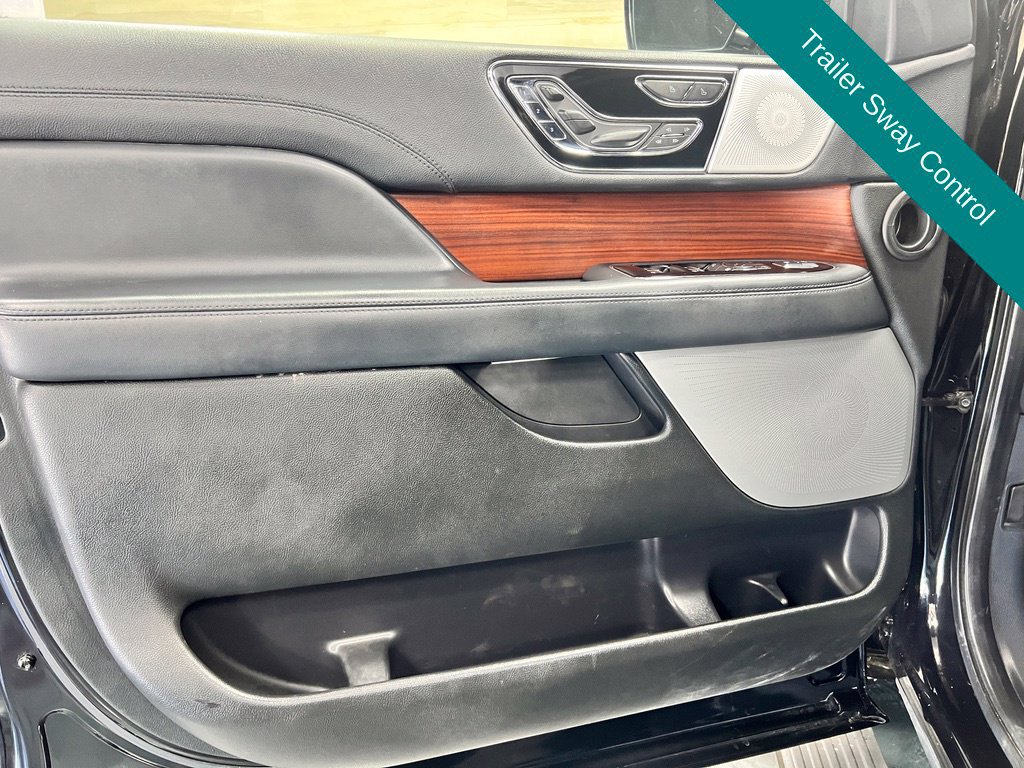 Used 2023 Lincoln Navigator L Reserve AWD/4WD image 26
