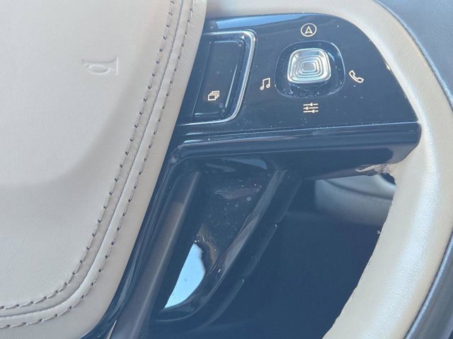 Used 2022 Lincoln Aviator Reserve w/ Elements Package Plus image 19
