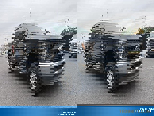 Used 2022 Ford F250 XL w/ Power Equipment Group image 1