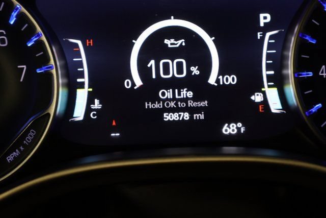 Used 2025 Chrysler Pacifica Select FWD image 15