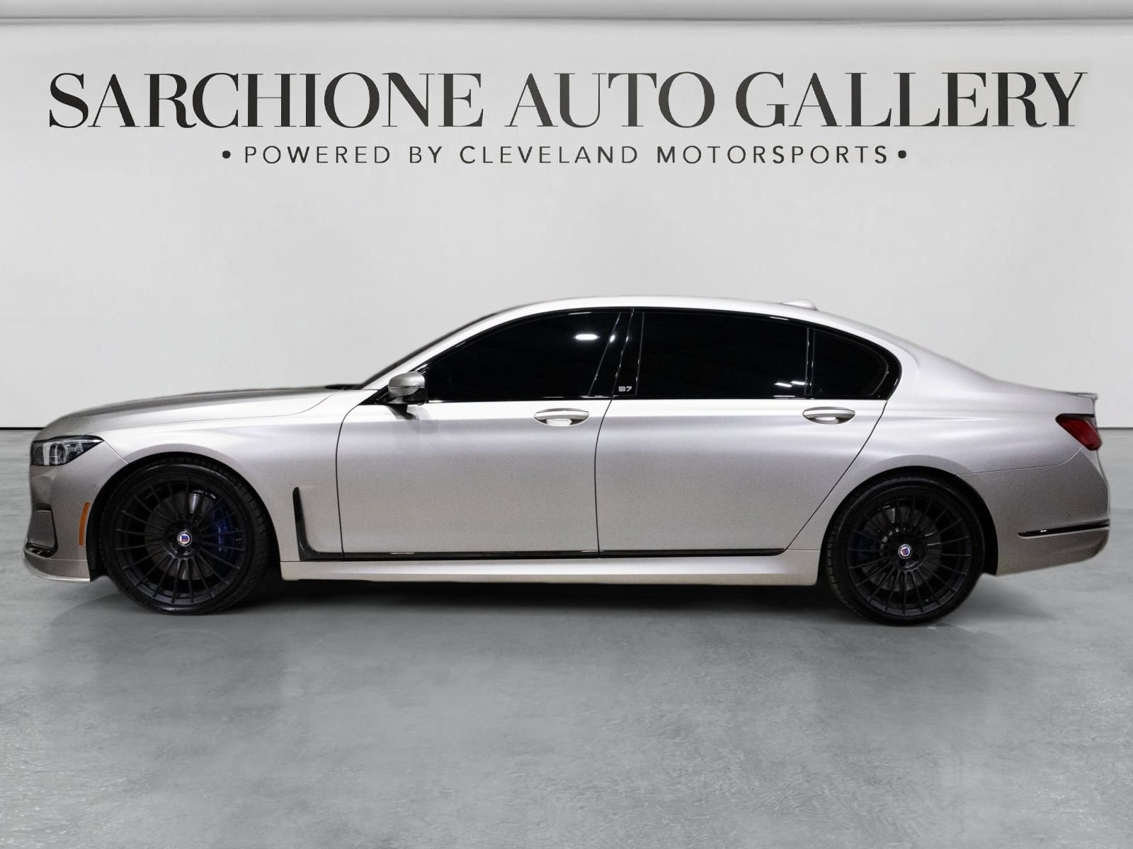 Used 2022 BMW ALPINA B7 xDrive w/ Interior Design Package AWD/4WD image 3