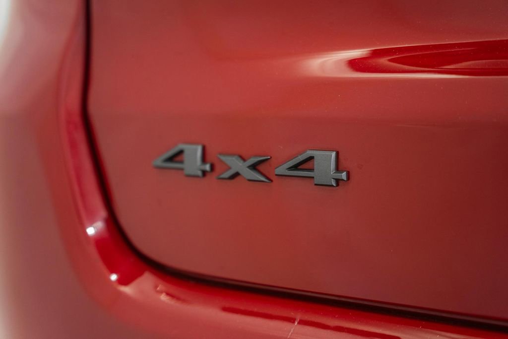 Certified 2024 Jeep Compass Limited w/ High Altitude Package image 10