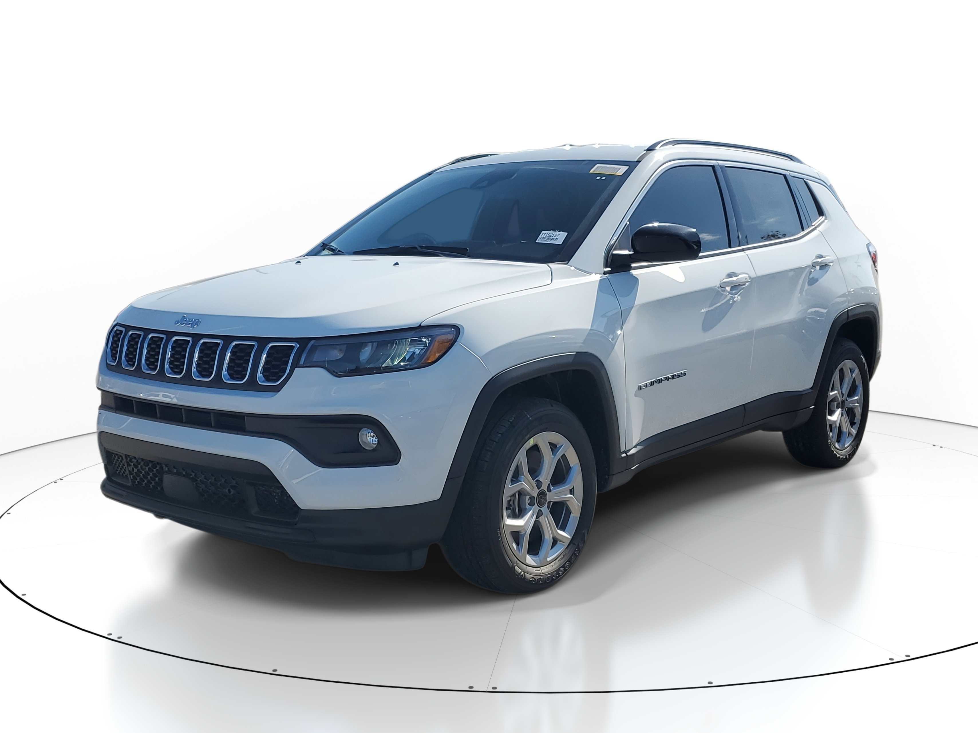 New 2026 Jeep Compass Latitude image 2