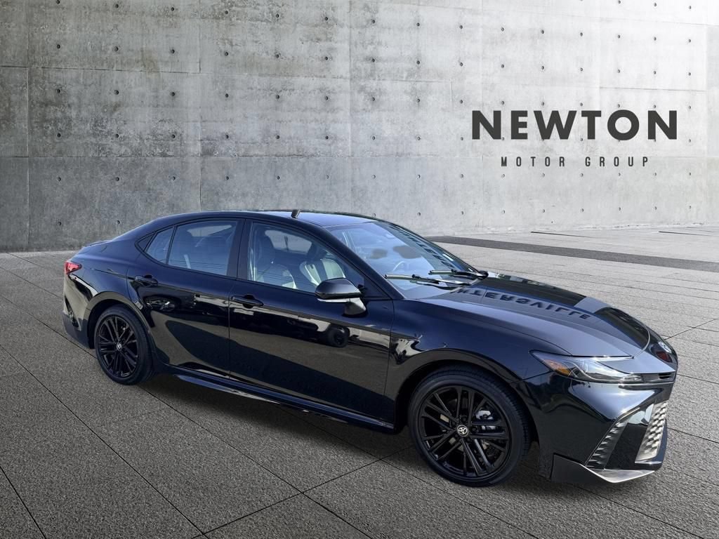 Used 2026 Toyota Camry SE FWD image 1