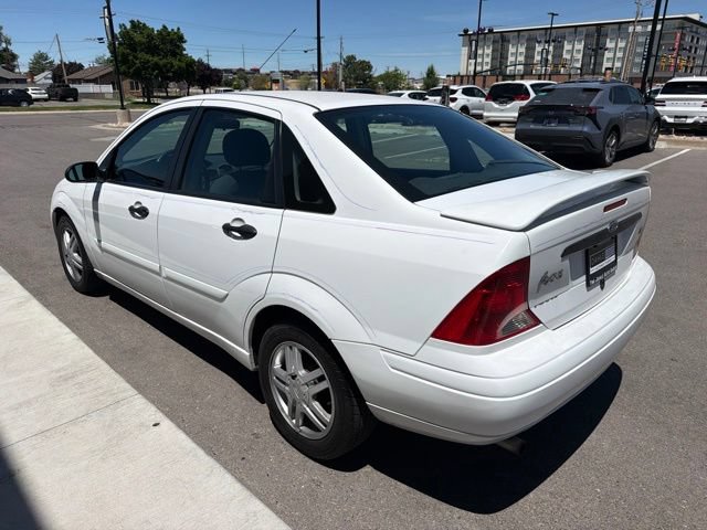 Used 2001 Ford Focus SE FWD image 4