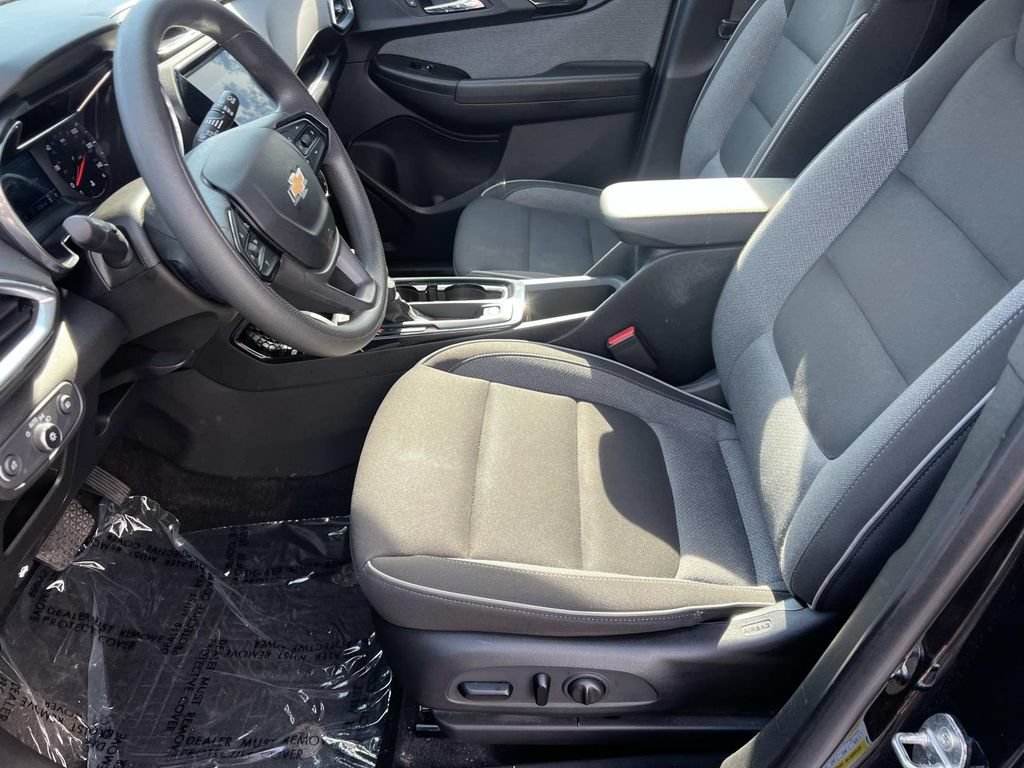 Used 2023 Chevrolet TrailBlazer LT w/ Convenience Package AWD/4WD image 14