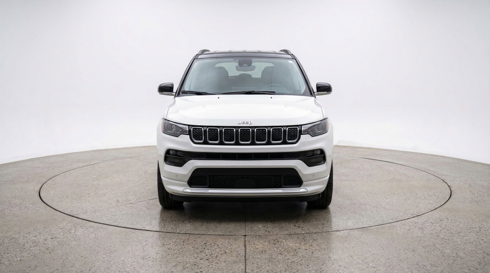 Used 2025 Jeep Compass Limited AWD/4WD image 2