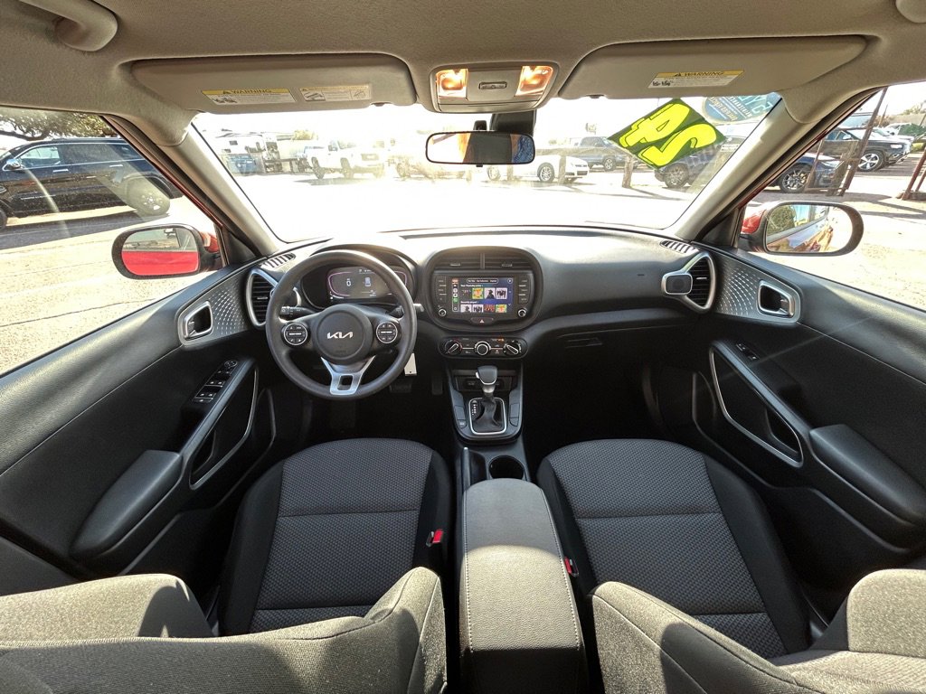 Used 2024 Kia Soul LX w/ Option Group 015 image 14