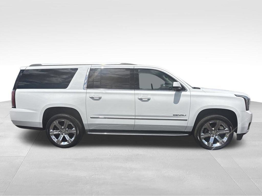 Used 2018 GMC Yukon XL Denali w/ Open Road Package AWD/4WD image 2