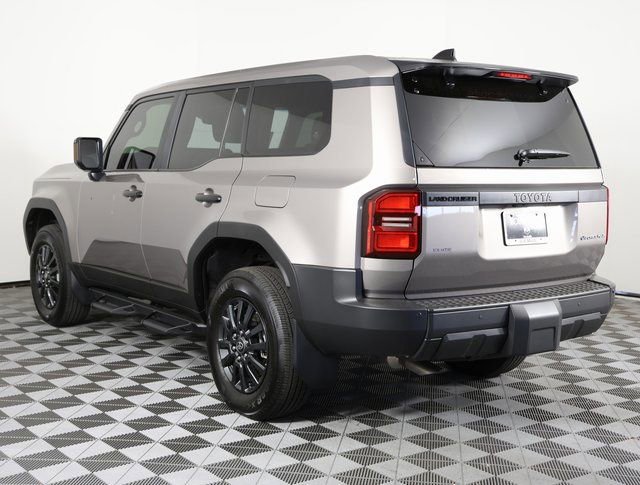 Used 2025 Toyota Land Cruiser image 6