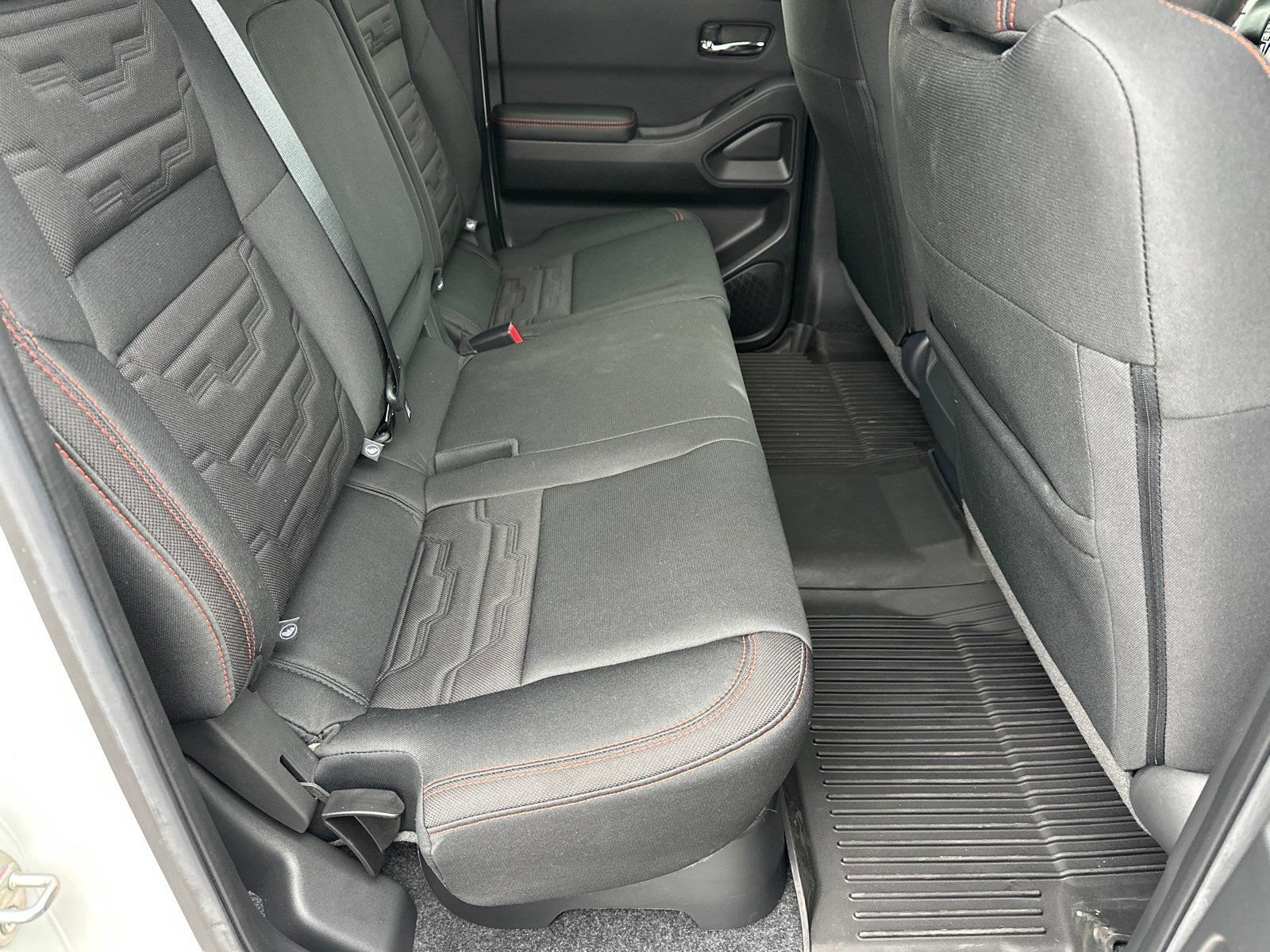 New 2025 Nissan Frontier PRO-4X AWD/4WD image 15