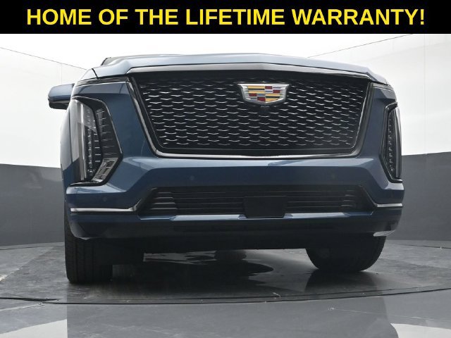 Used 2025 Cadillac Escalade Sport Platinum w/ LPO, Floor Liner Package AWD/4WD image 75