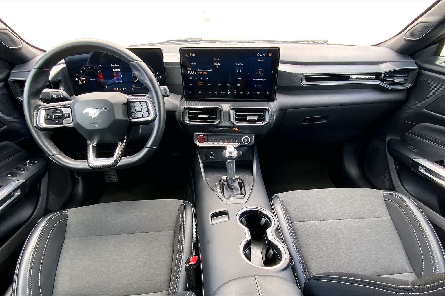 Used 2025 Ford Mustang Convertible RWD image 10