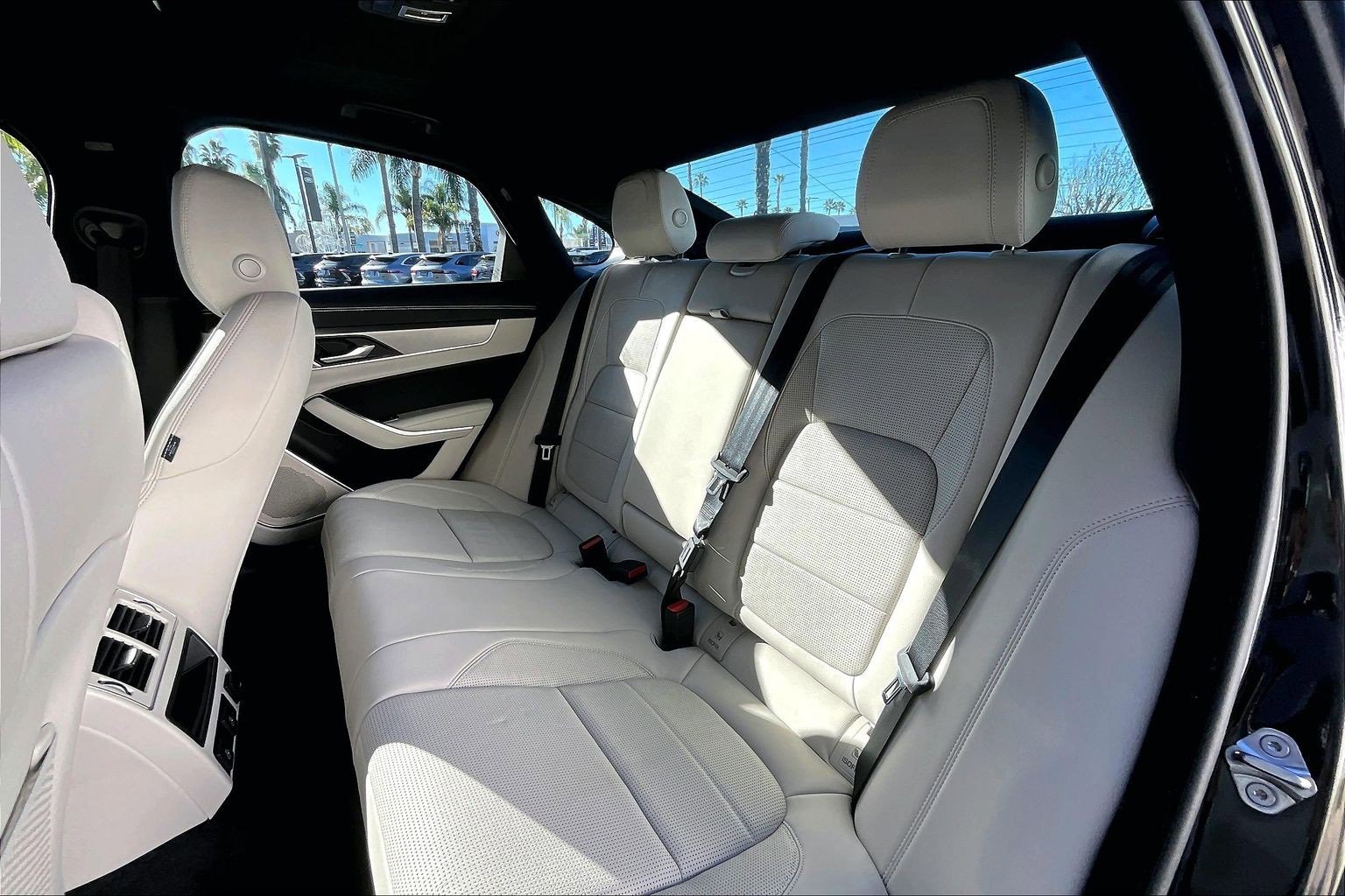 Used 2024 Jaguar XF R-Dynamic SE image 25