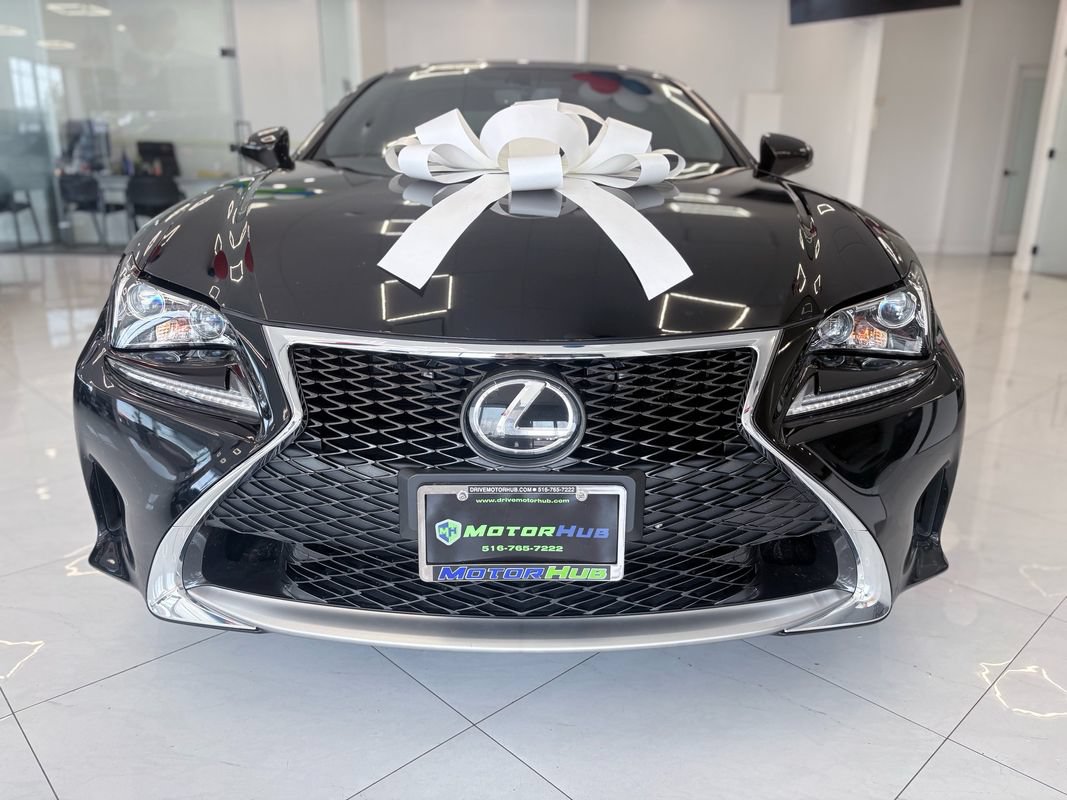 Used 2017 Lexus RC 300 AWD image 2