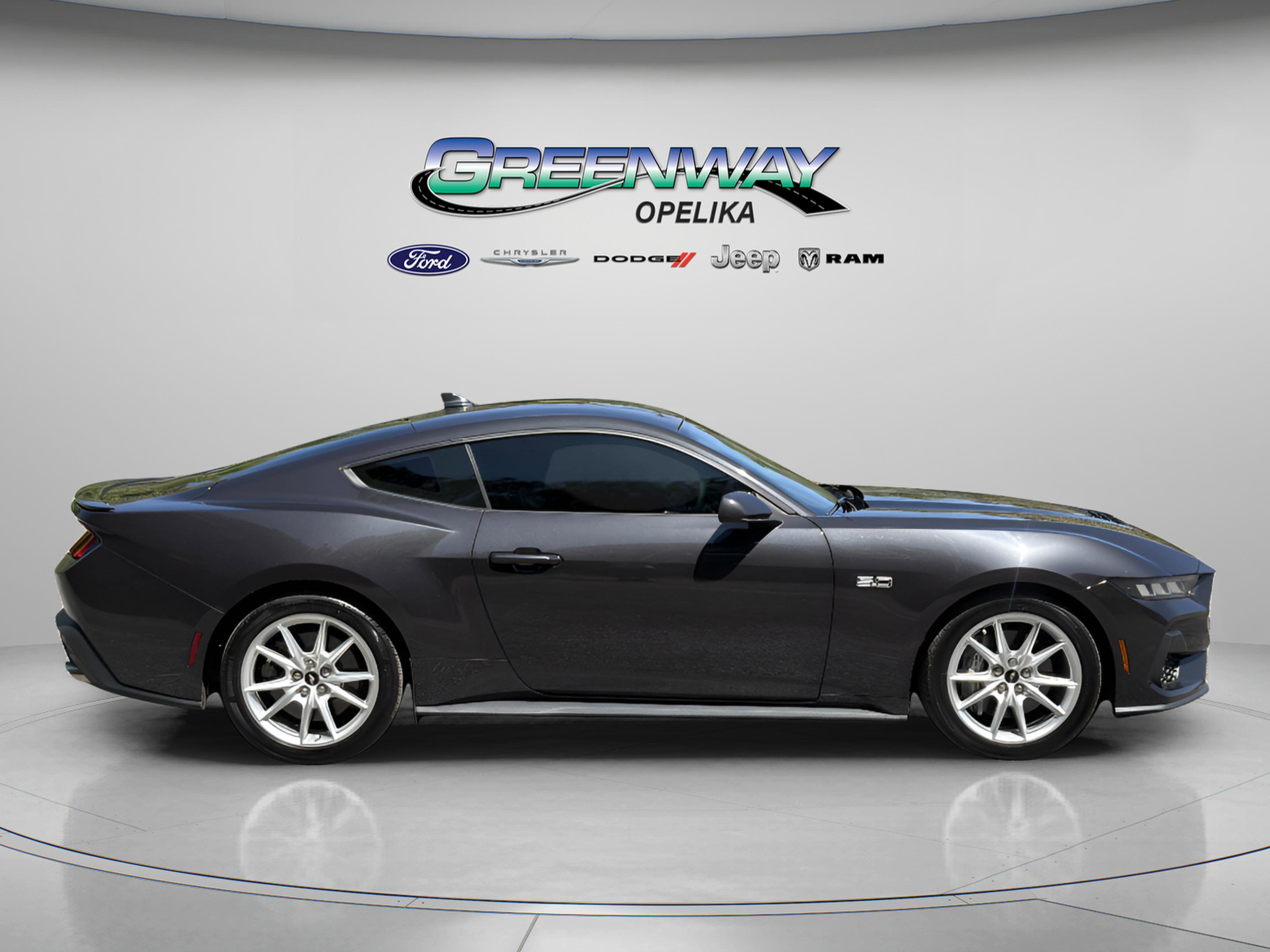 Used 2024 Ford Mustang GT Premium RWD image 8