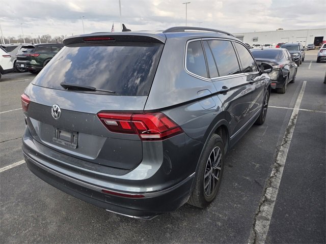 Used 2021 Volkswagen Tiguan SE image 10