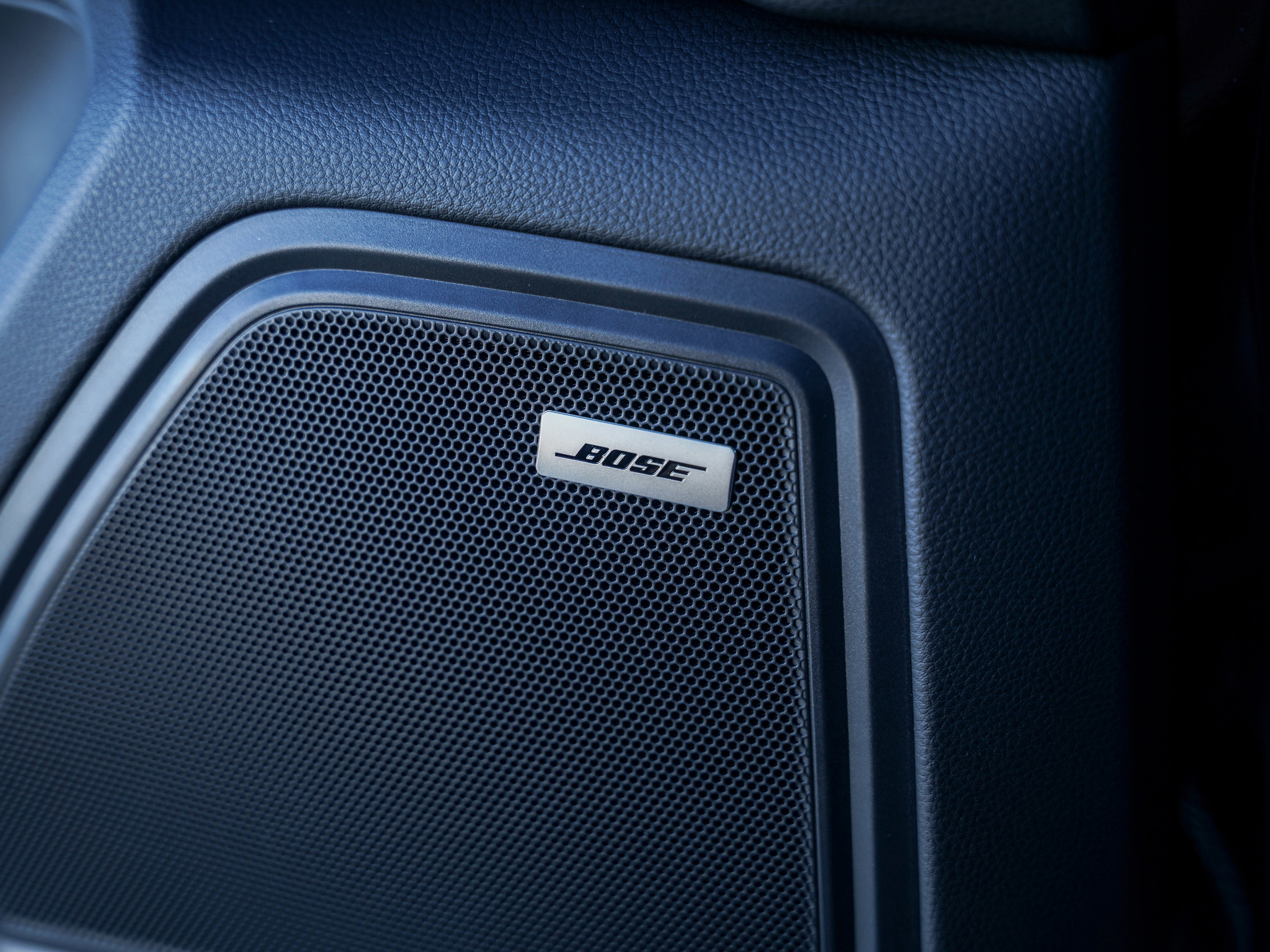 New 2026 Porsche Macan Turbo image 17