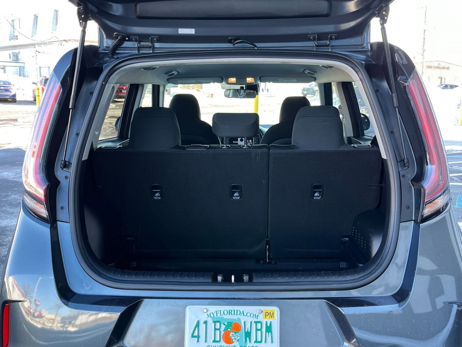 Used 2025 Kia Soul LX w/ LX Technology Package image 27