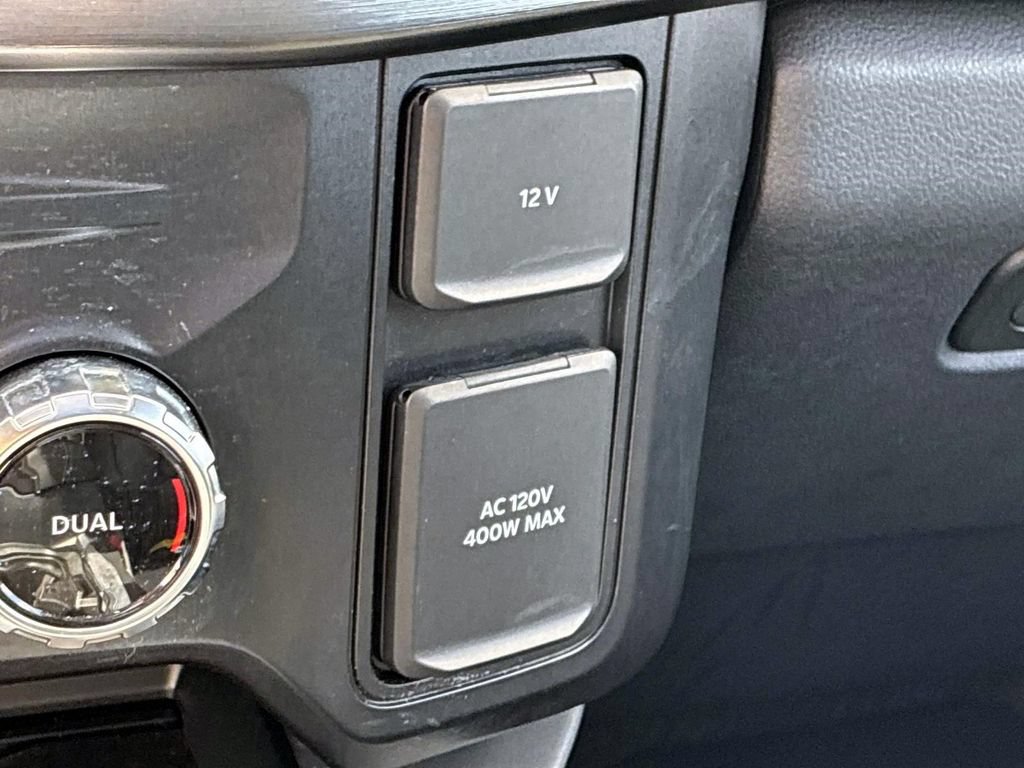 Used 2024 Ford F250 Lariat w/ Lariat Ultimate Package AWD/4WD image 37