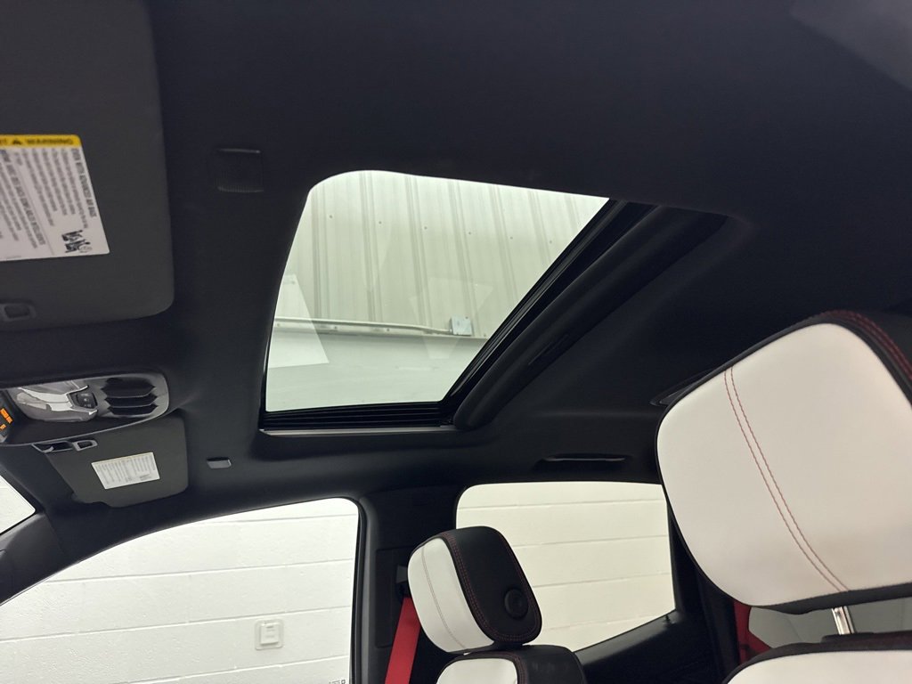 New 2025 GMC Canyon AT4 w/ AT4X Package image 21