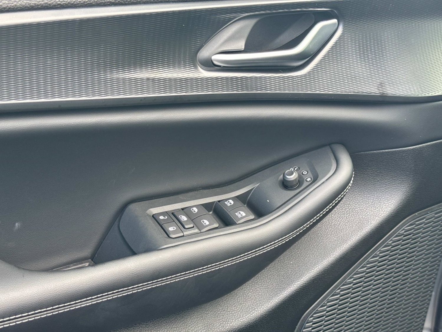New 2027 Jeep Grand Cherokee Laredo X AWD/4WD image 27