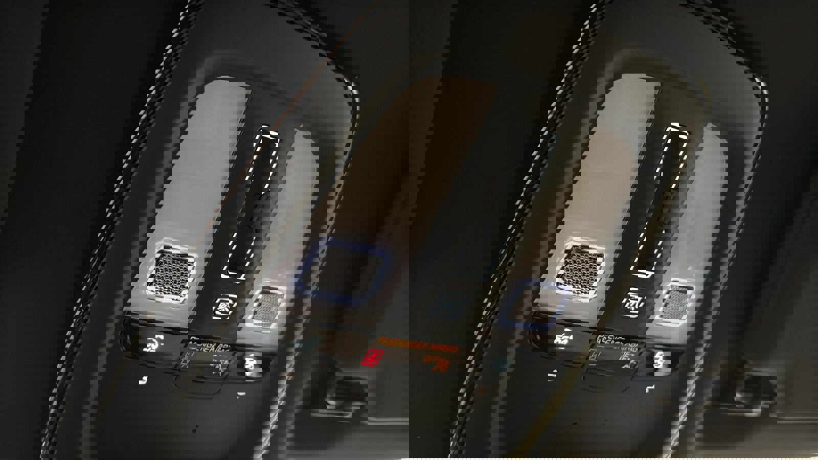 New 2026 Volvo XC90 T8 Plus w/ Protection Package Premier image 20