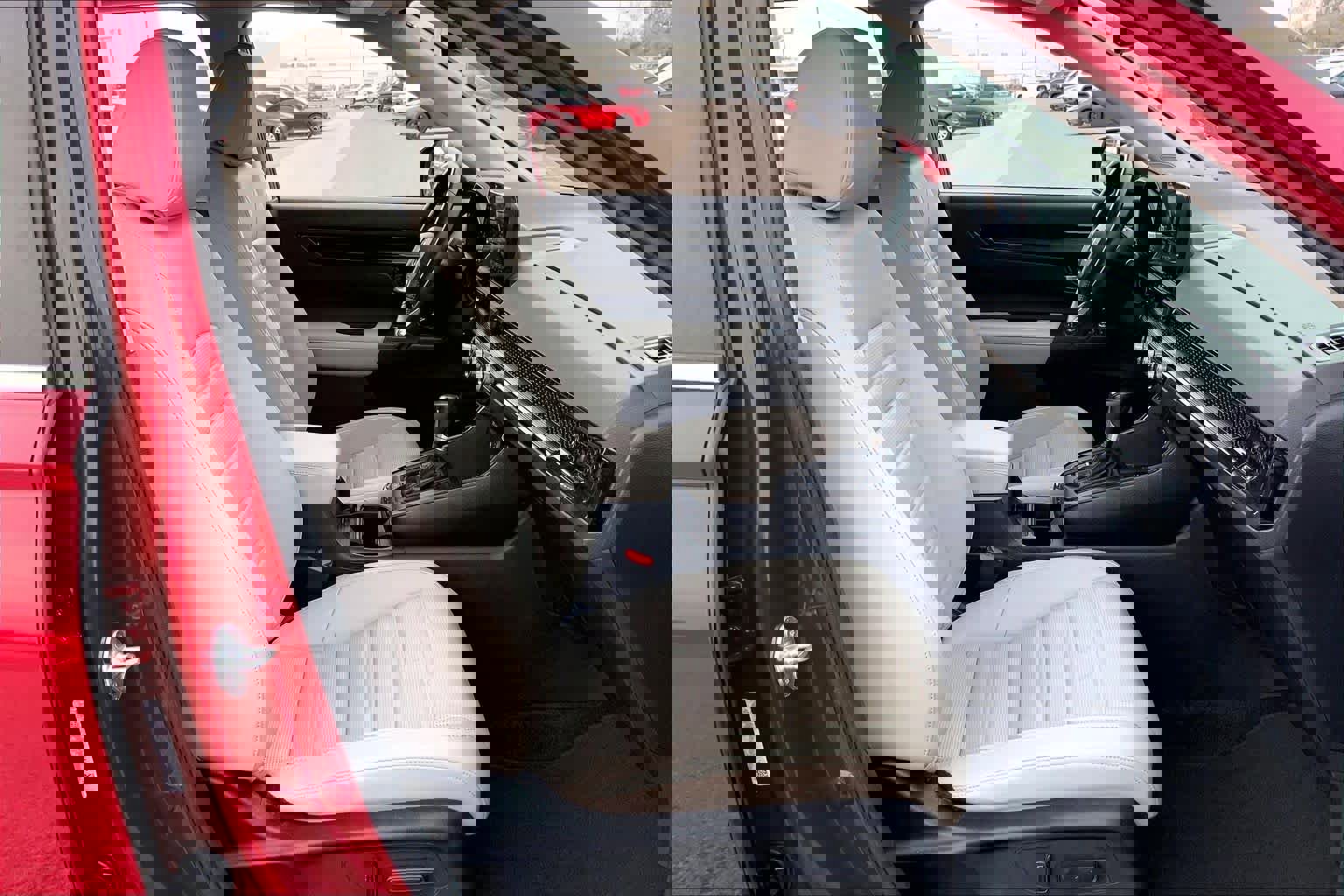 Used 2023 Honda CR-V EX-L image 9