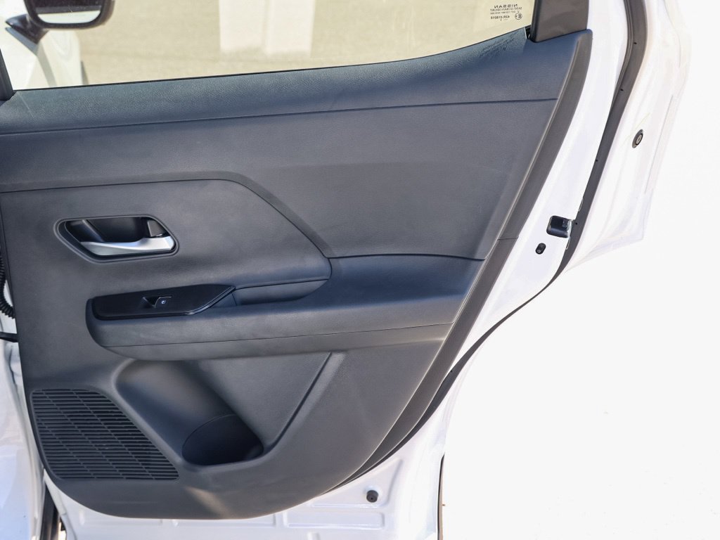 New 2026 Nissan Kicks SR FWD image 20
