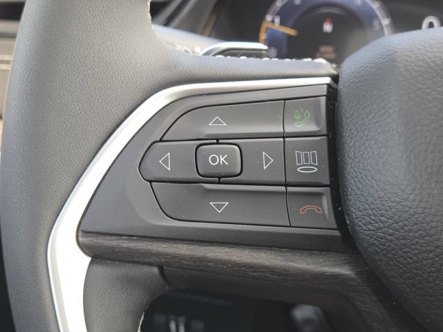 Used 2026 Jeep Grand Cherokee Limited AWD/4WD image 15