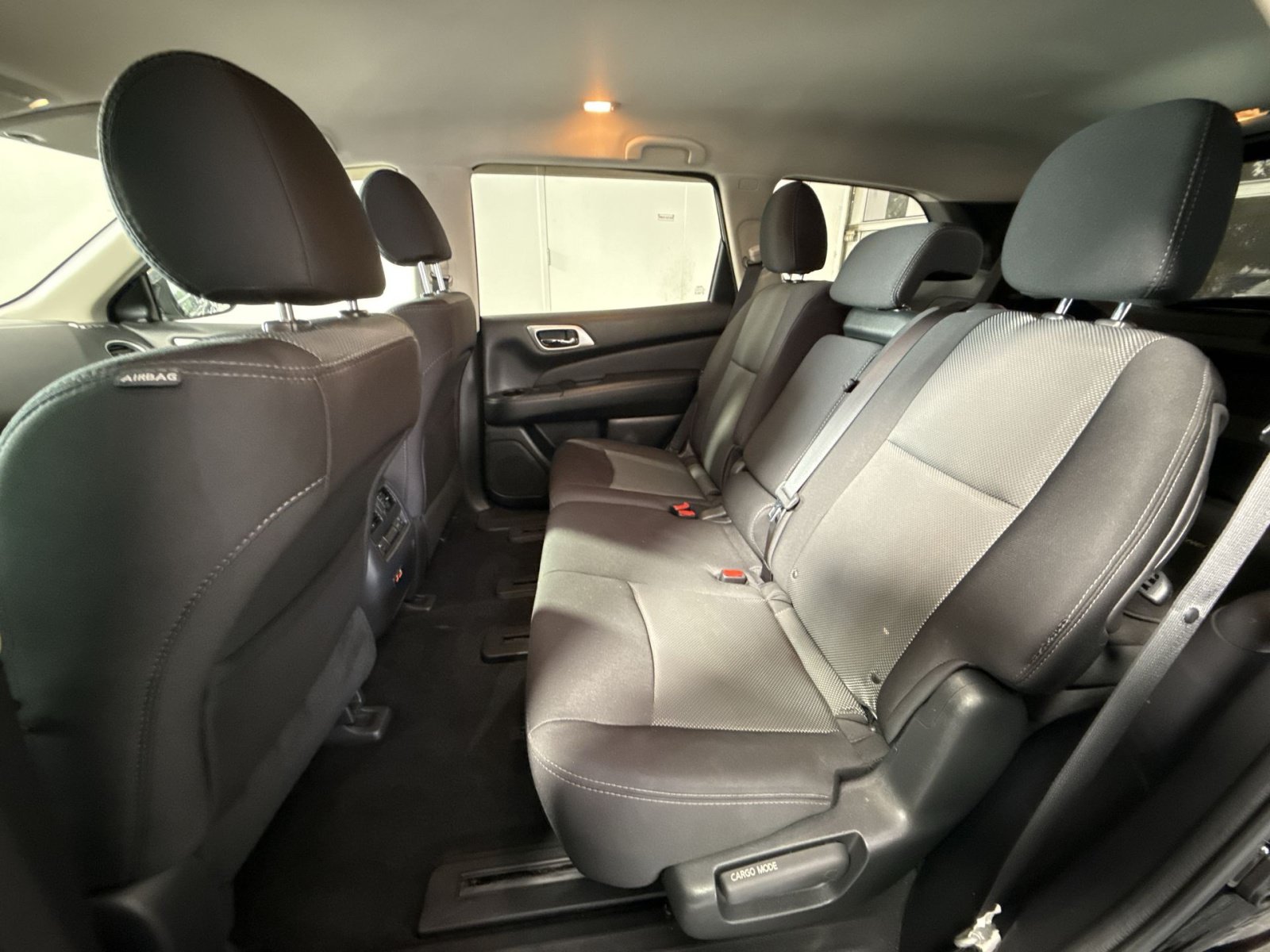 Used 2019 Nissan Pathfinder SV AWD/4WD image 25