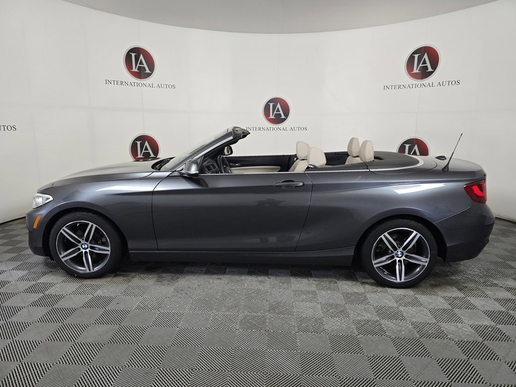 Used 2017 BMW 230i xDrive Convertible image 11