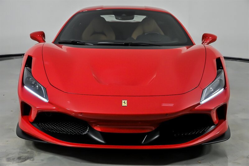 Used 2022 Ferrari F8 Tributo RWD image 5