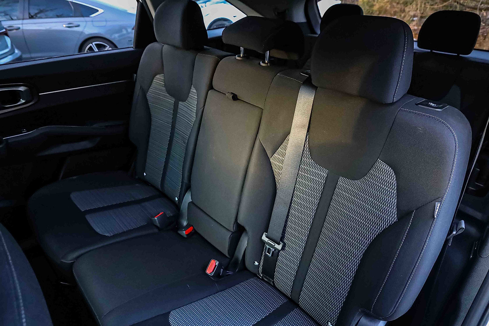 Certified 2024 Kia Sorento LX FWD image 21