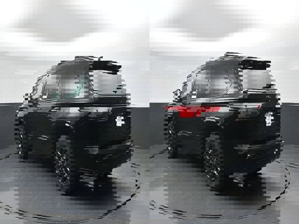 New 2026 Toyota Sequoia Platinum image 8