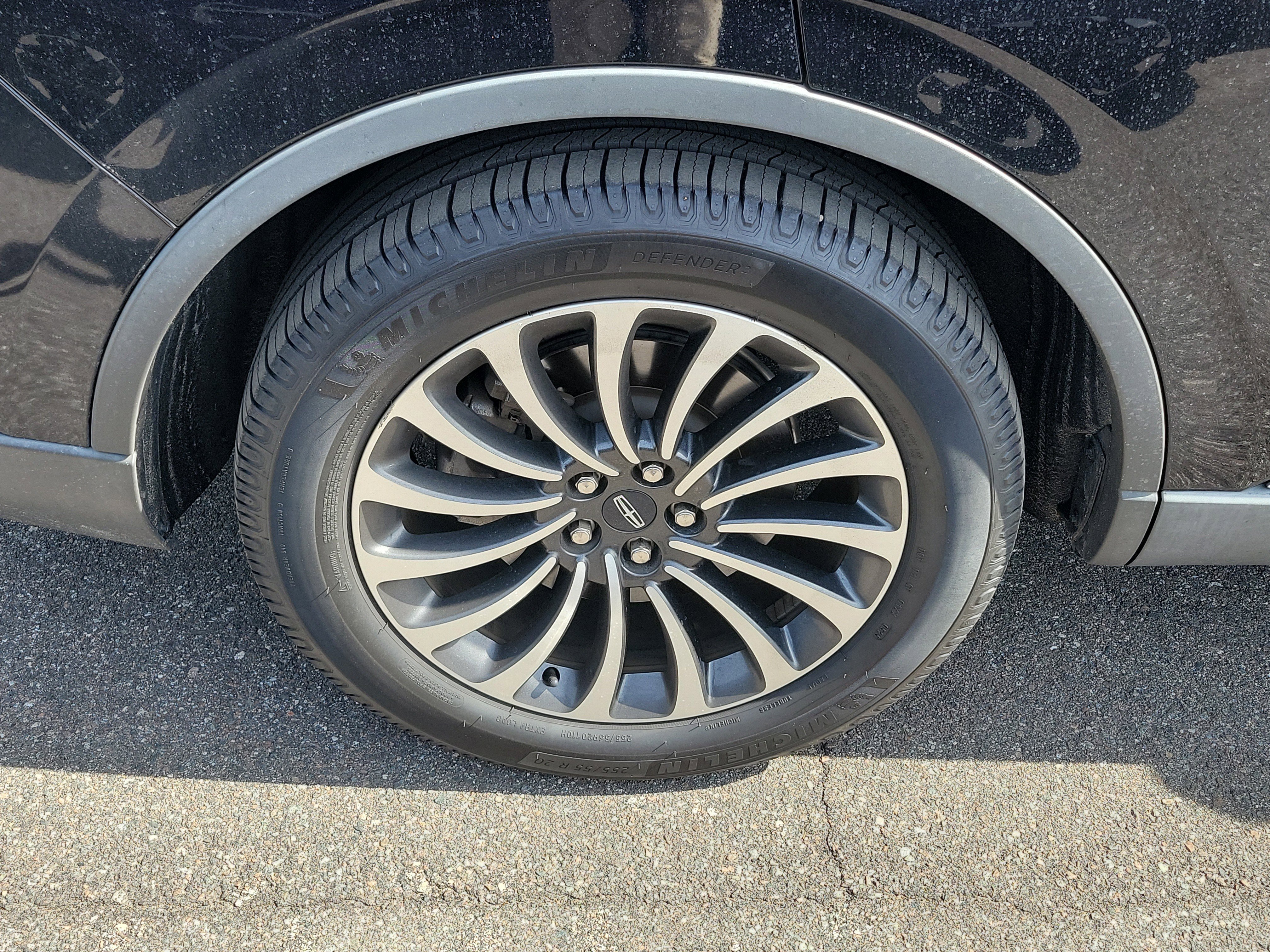 Used 2022 Lincoln Aviator Reserve RWD image 39