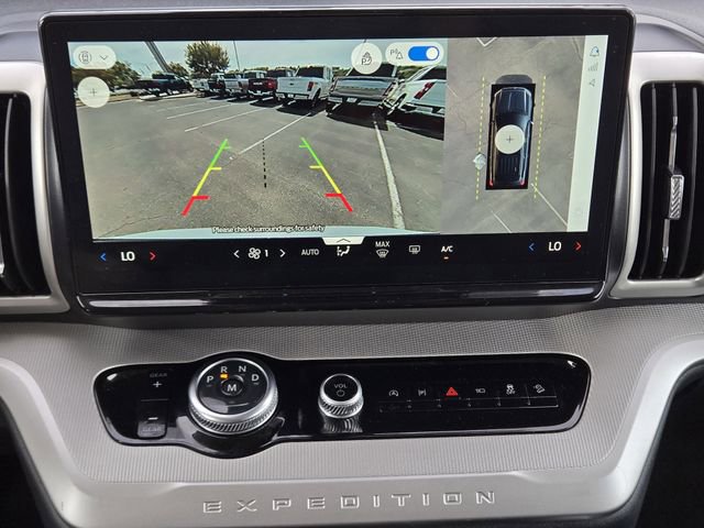 Used 2025 Ford Expedition Max Active AWD/4WD image 16