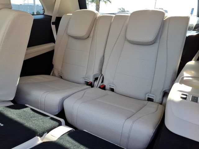 New 2026 Mercedes-Benz GLS 450 4MATIC image 18