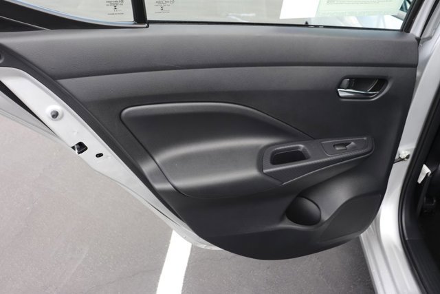 Used 2025 Nissan Versa SV FWD image 12