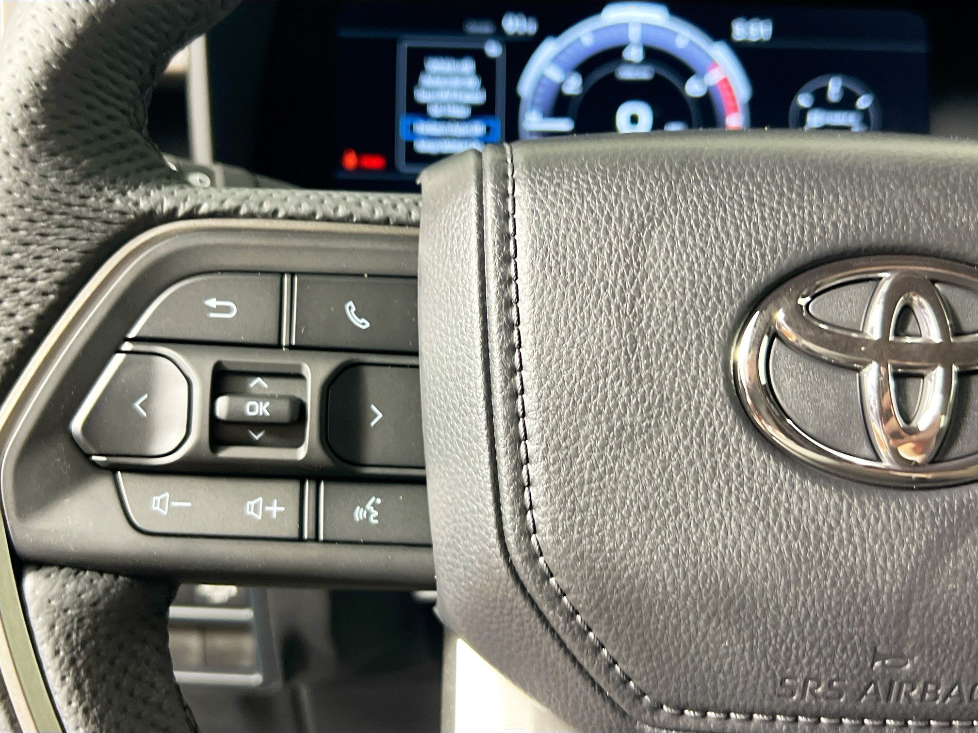New 2026 Toyota Tundra Limited AWD/4WD image 18