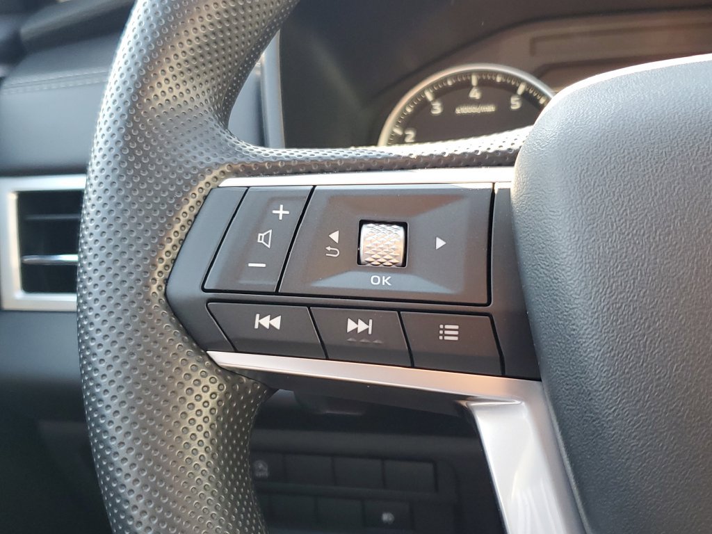 New 2026 Mitsubishi Outlander ES FWD image 23