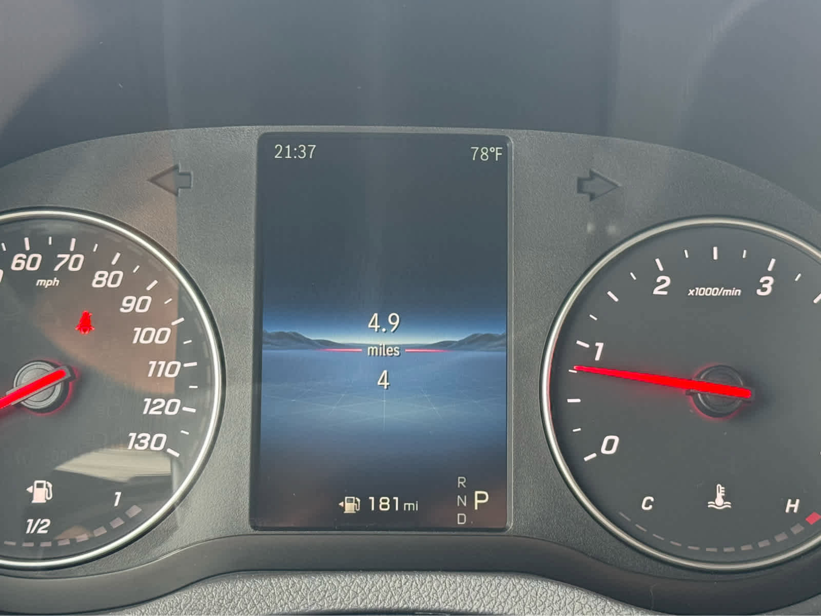 Used 2025 Mercedes-Benz Sprinter 2500 image 14