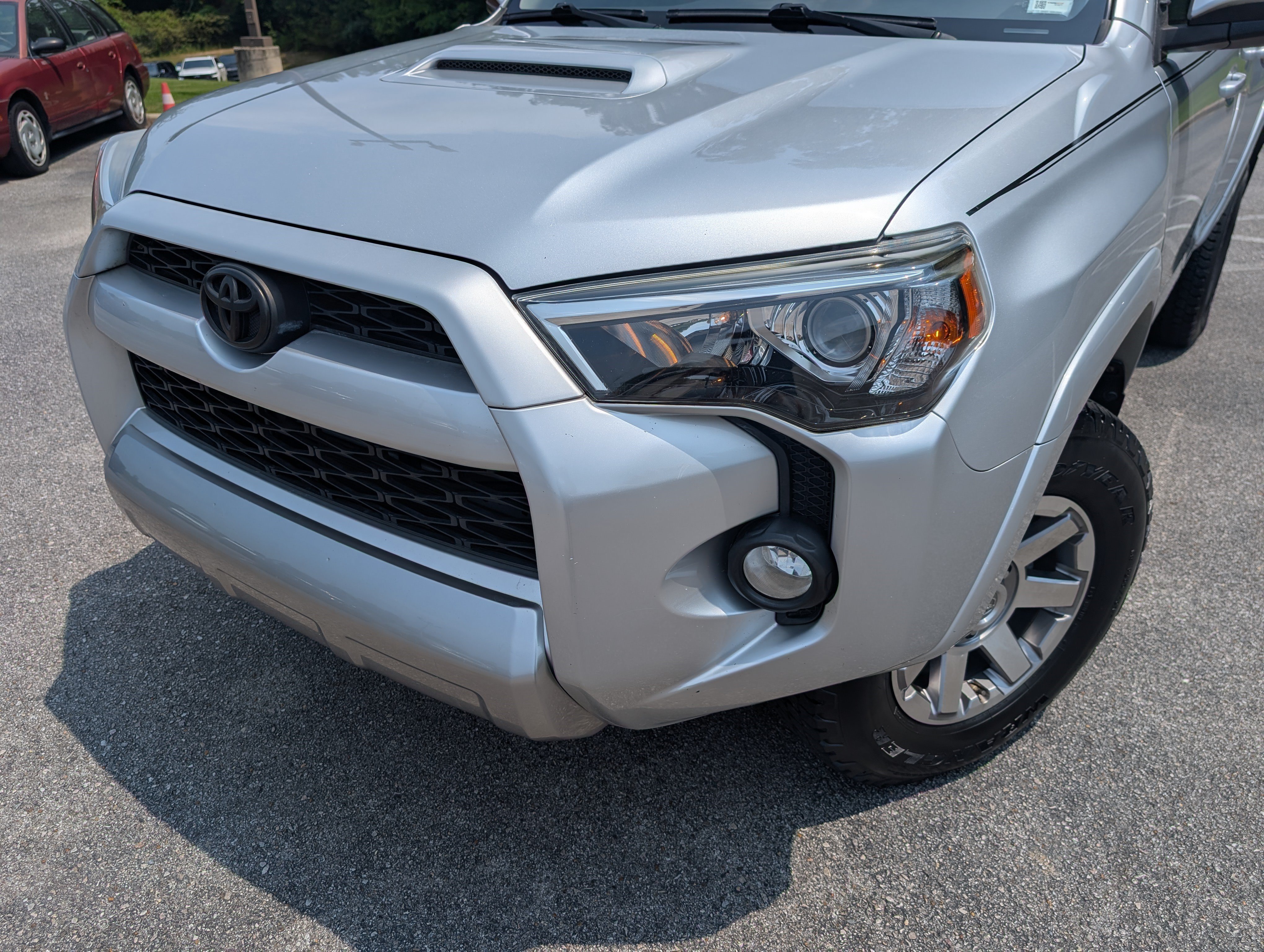 Used 2016 Toyota 4Runner Trail AWD/4WD image 13