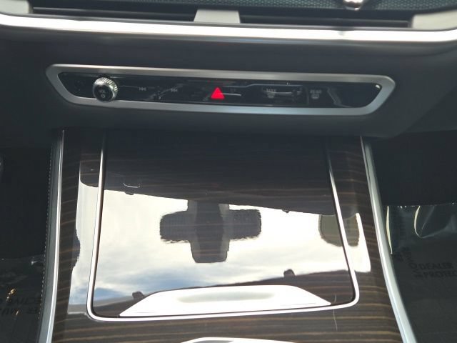 Used 2024 BMW X5 xDrive40i w/ Premium Package AWD/4WD image 17