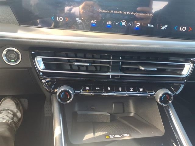 New 2026 Chevrolet Traverse LT w/ Driver Confidence Package image 16