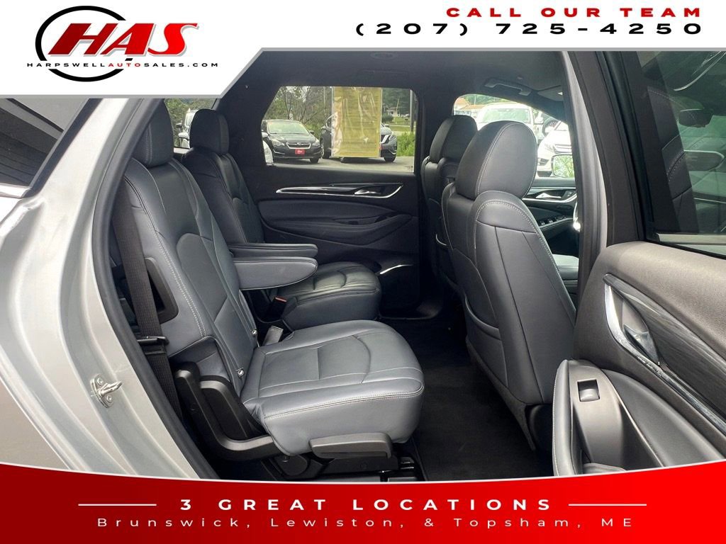 Used 2022 Buick Enclave Premium image 12